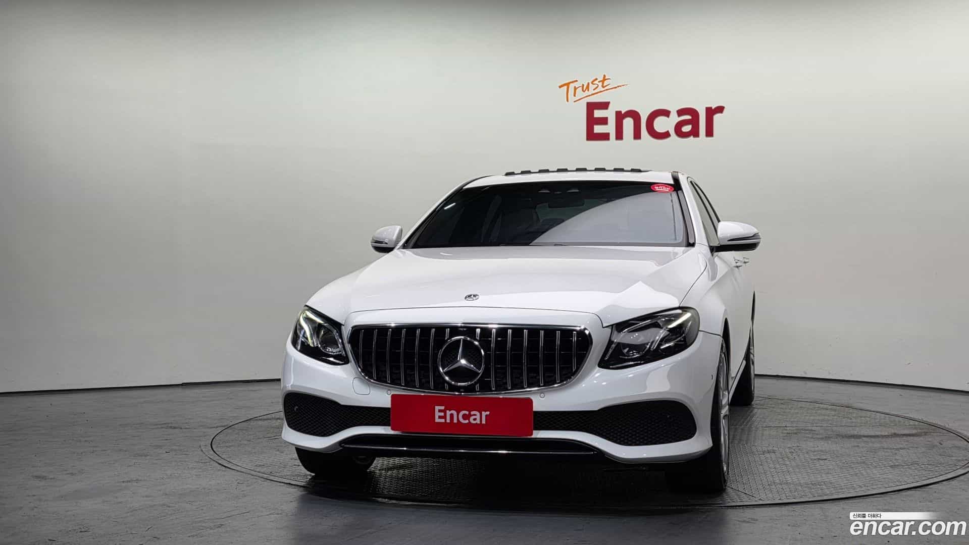 E-Class Mercedes-Benz 2017.5-OUTER-003