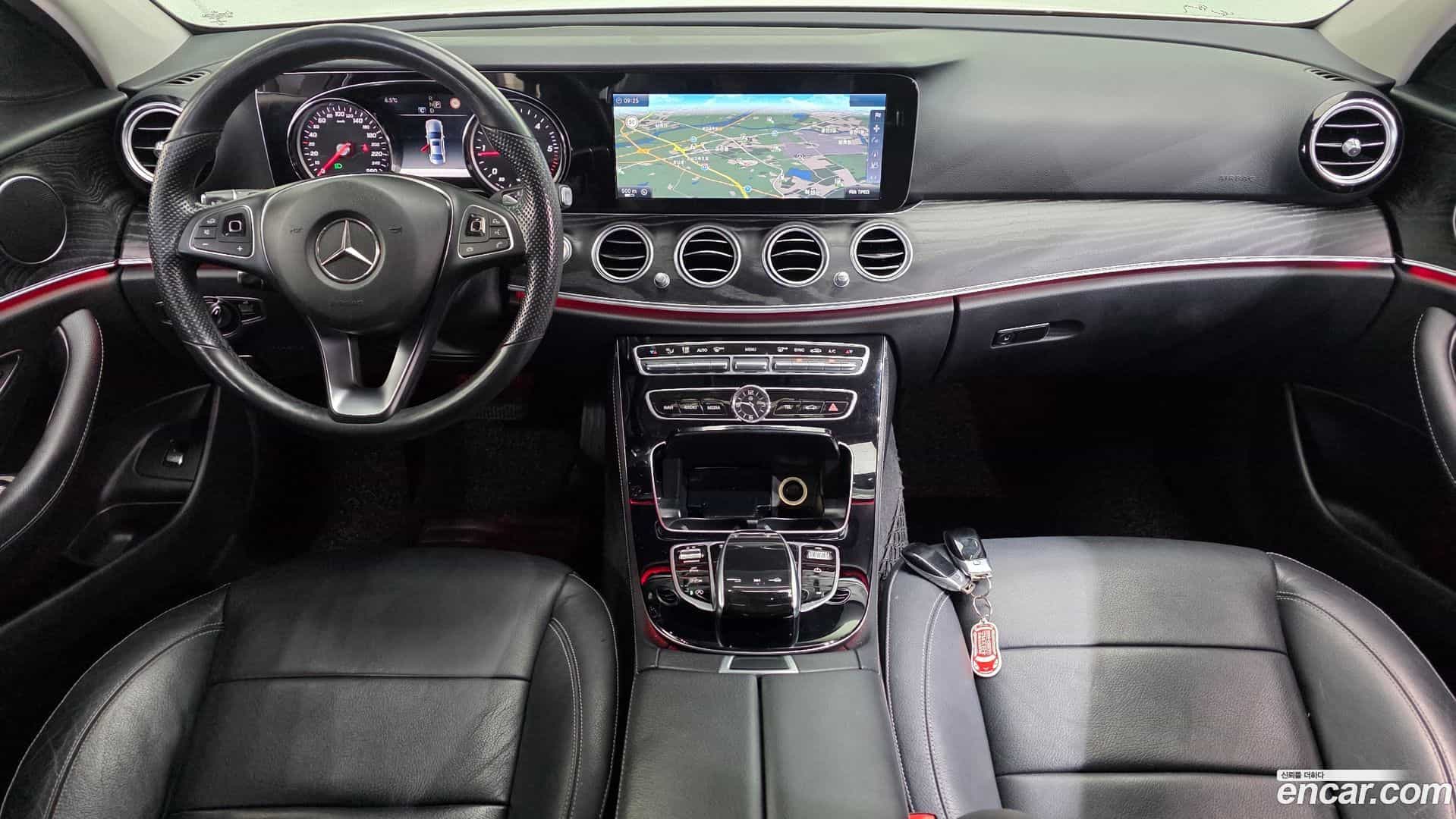E-Class Mercedes-Benz 2017.5-INNER-007