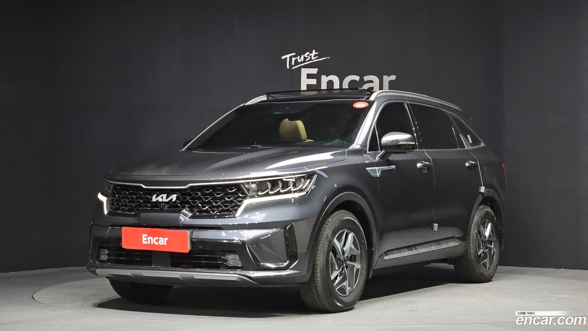 Main__Slider__Photo:Sorento Kia 2022.4-0