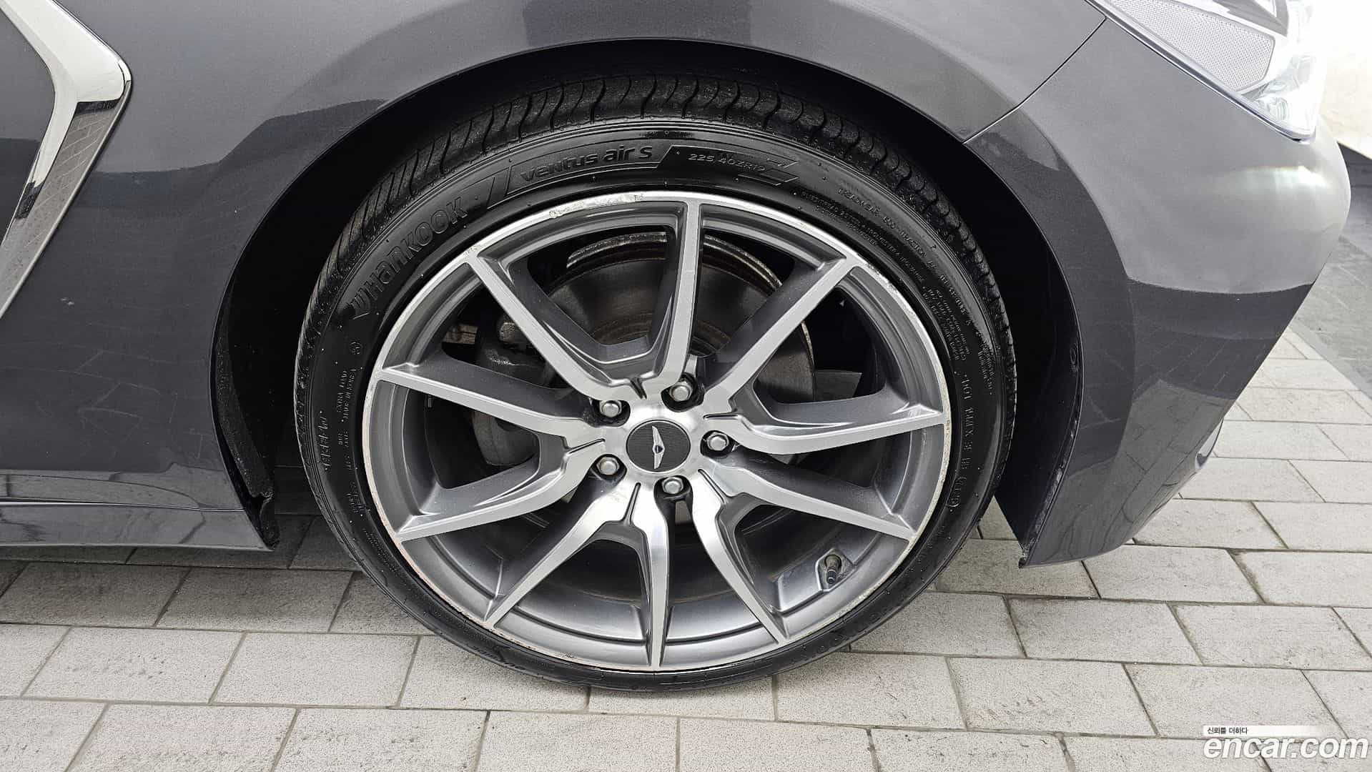 G70 Genesis 2019.11-OUTER-005