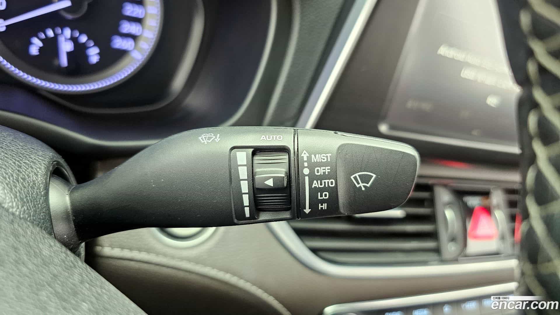 Grandeur Hyundai 2017.8-OPTION-021