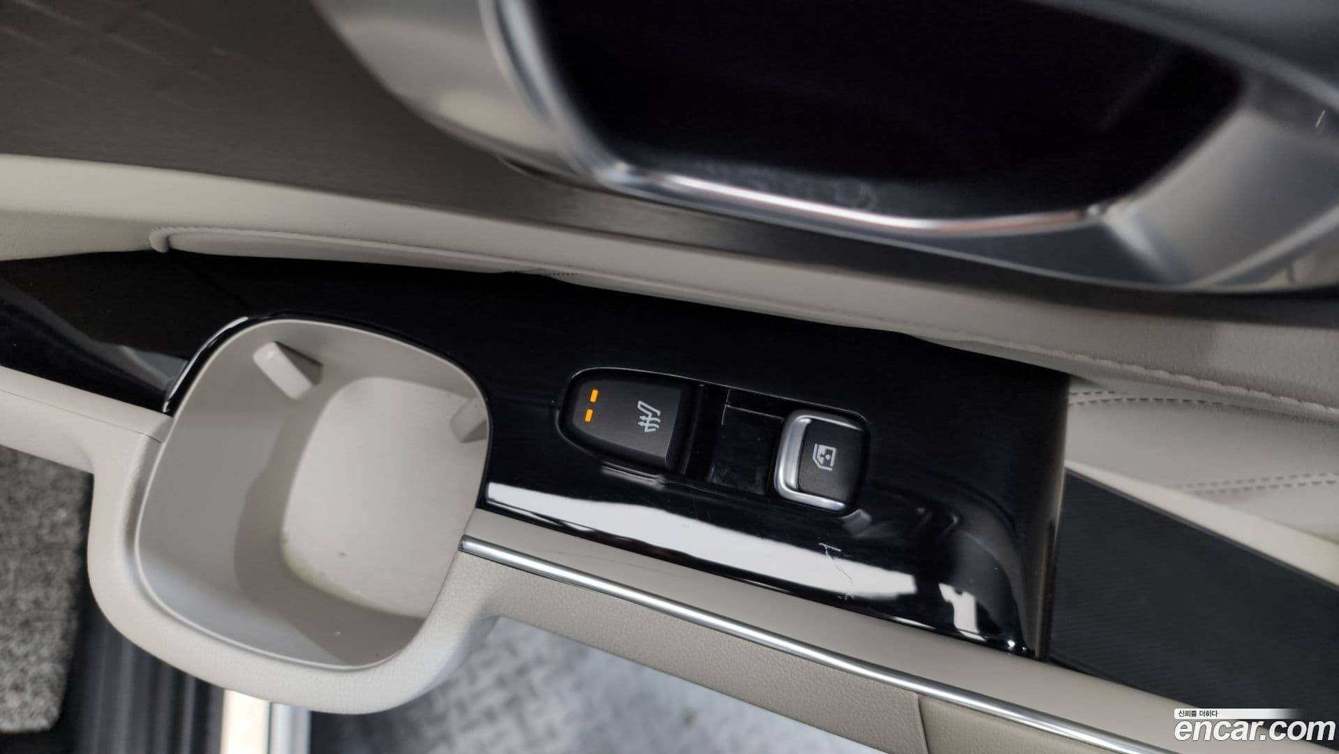 Main__Slider__Photo:Sorento Kia 2021.1-18