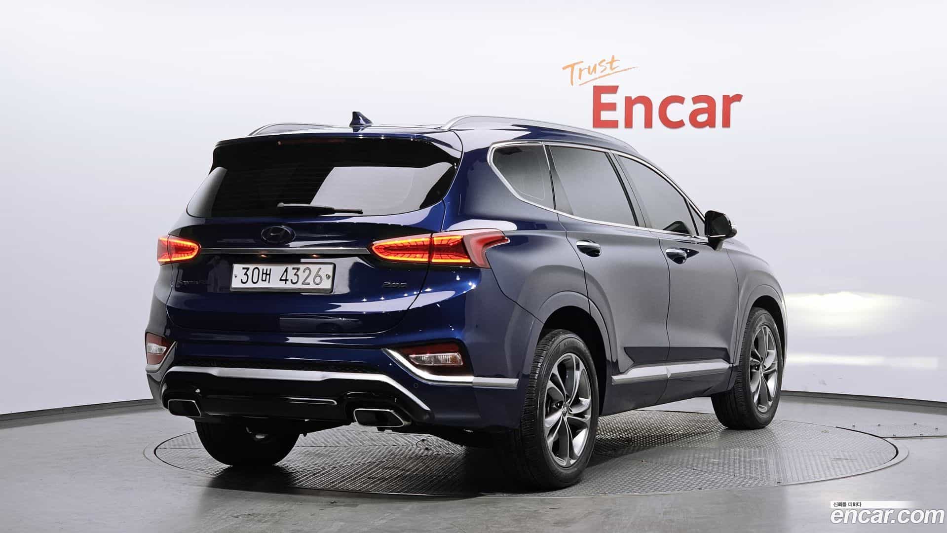 Santafe Hyundai 2018.8-OUTER-002