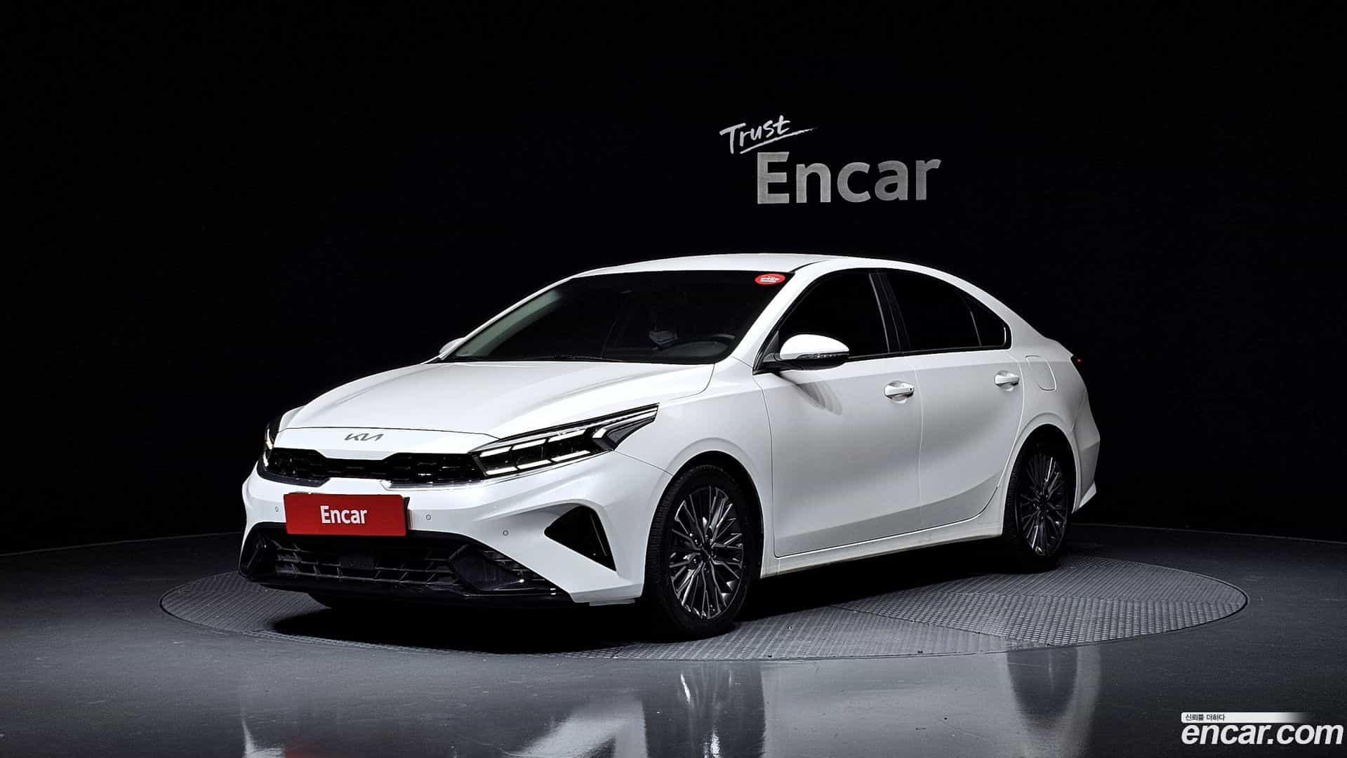 K3 Kia 2023.0-OUTER-001