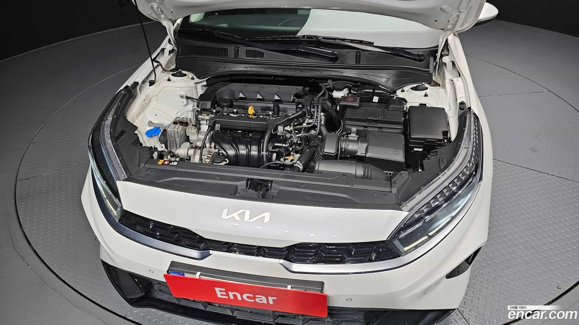 K3 Kia 2023.0-INNER-006
