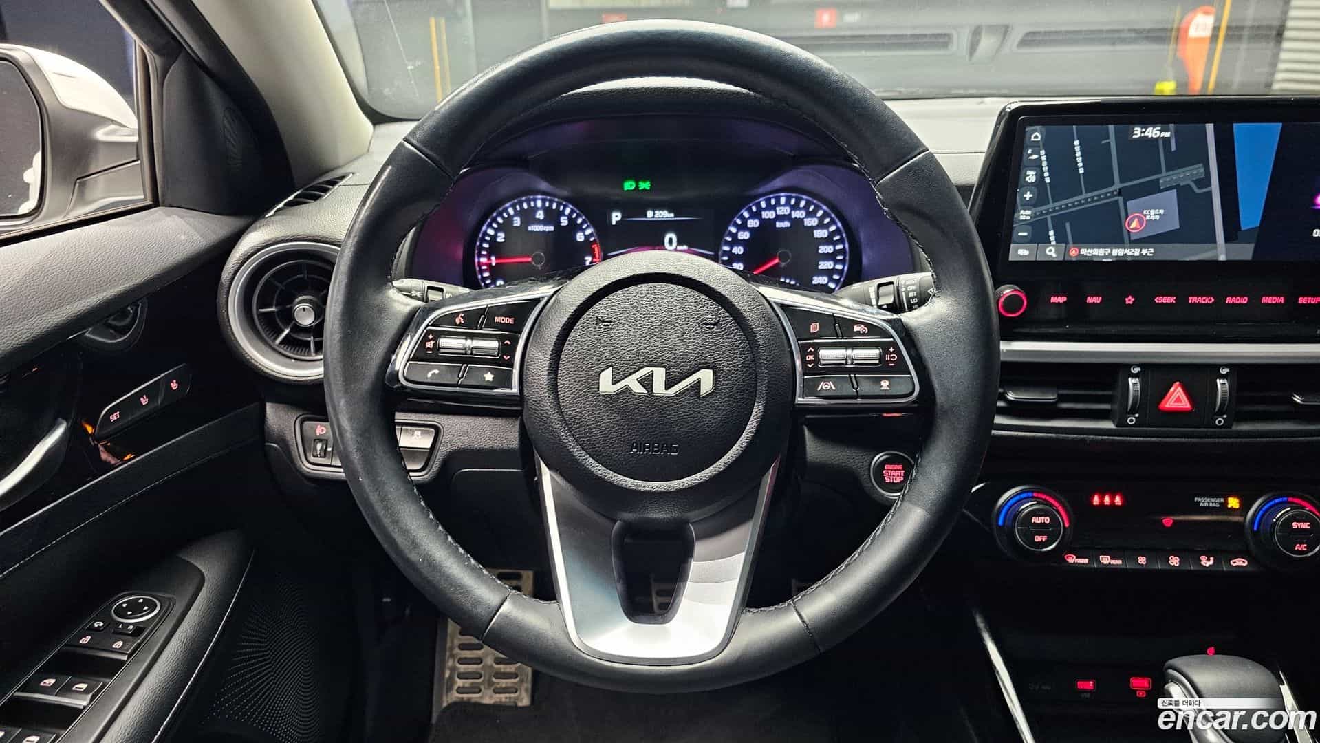K3 Kia 2023.0-OPTION-017
