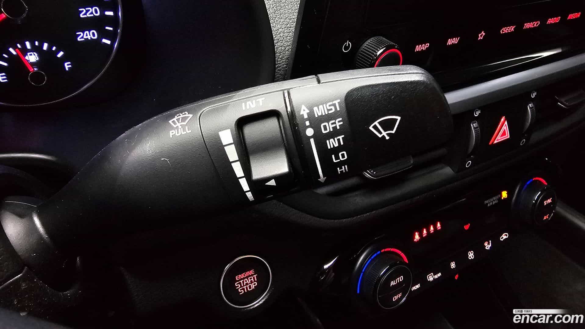 K3 Kia 2023.0-OPTION-021