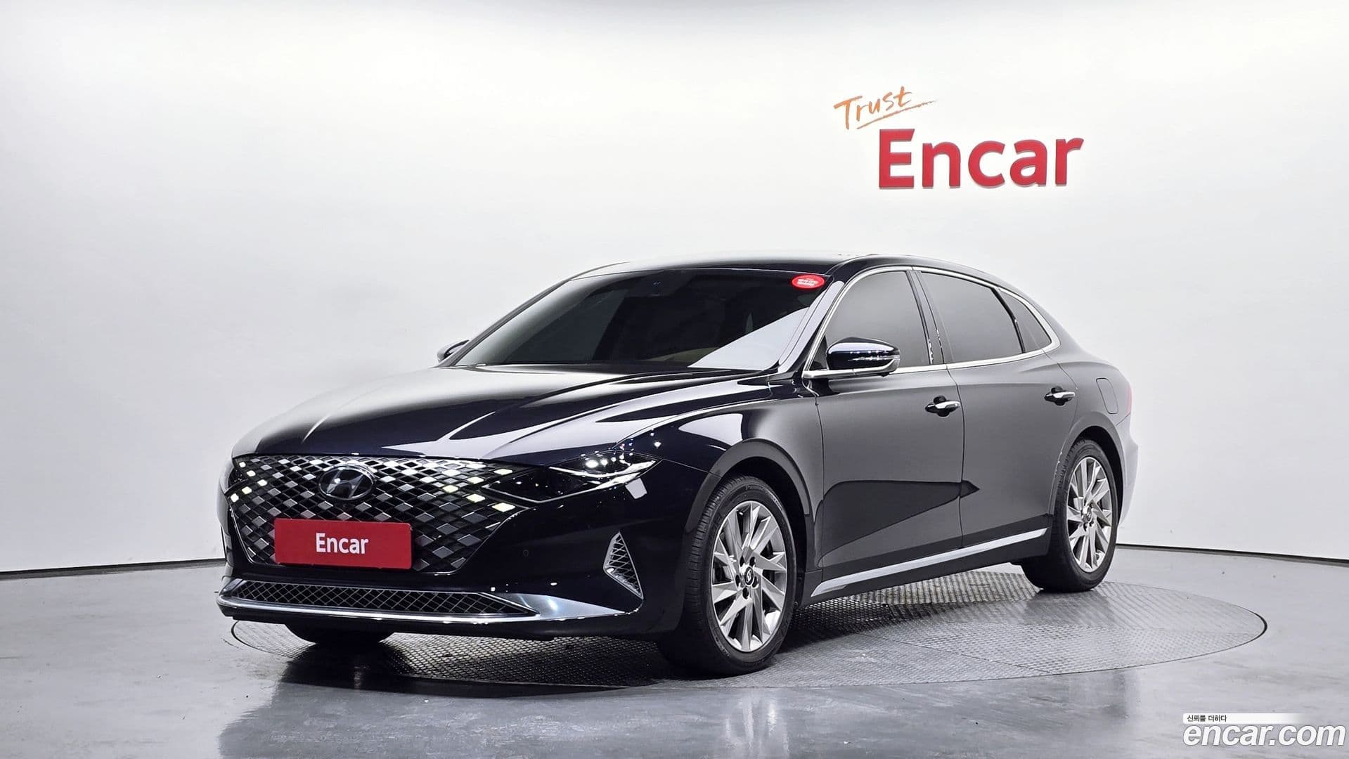 Main__Slider__Photo:Grandeur Hyundai 2021.3-0