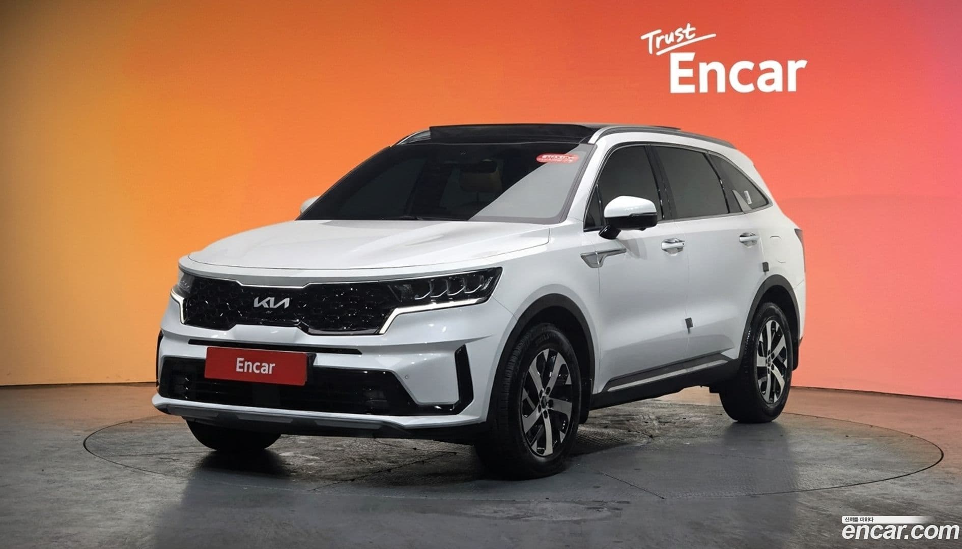 Main__Slider__Photo:Sorento Kia 2023.6-0