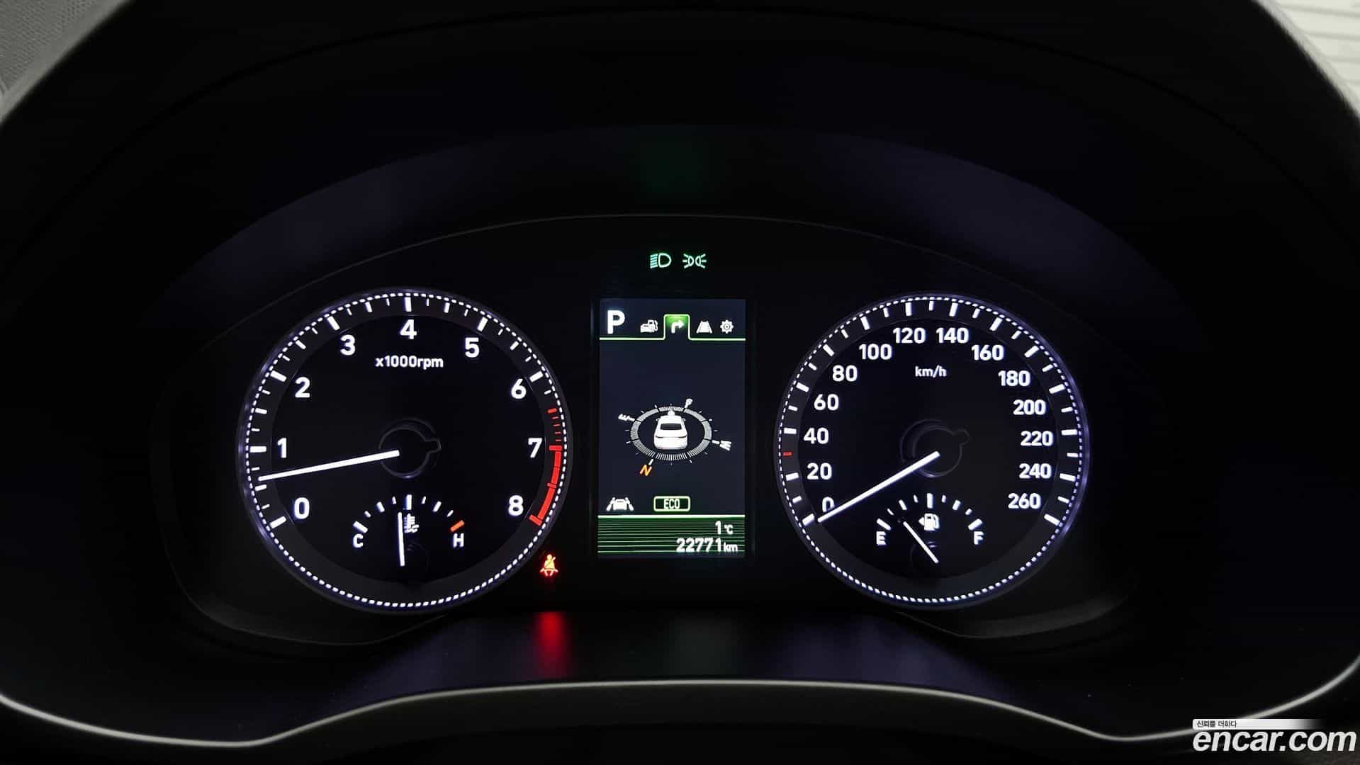 Grandeur Hyundai 2017.6-INNER-008