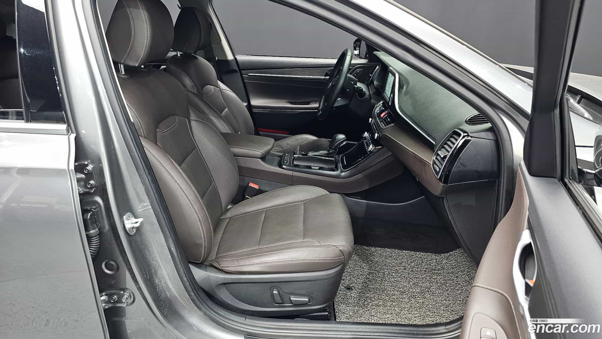Grandeur Hyundai 2017.6-OPTION-015