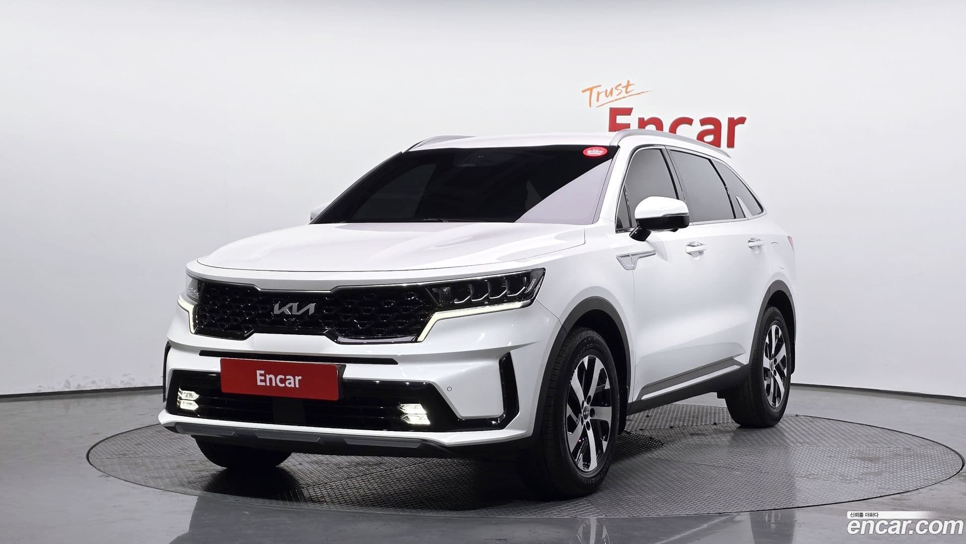 Main__Slider__Photo:Sorento Kia 2023.1-0