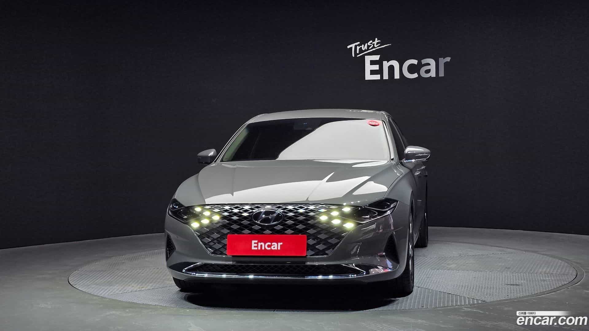 Grandeur Hyundai 2022.5-OUTER-003