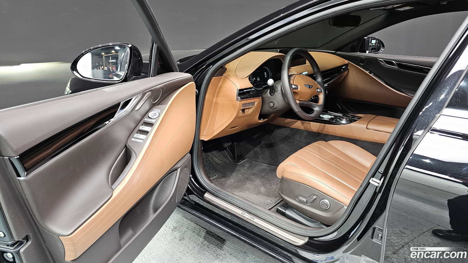 G80 Genesis 2022.0-INNER-010
