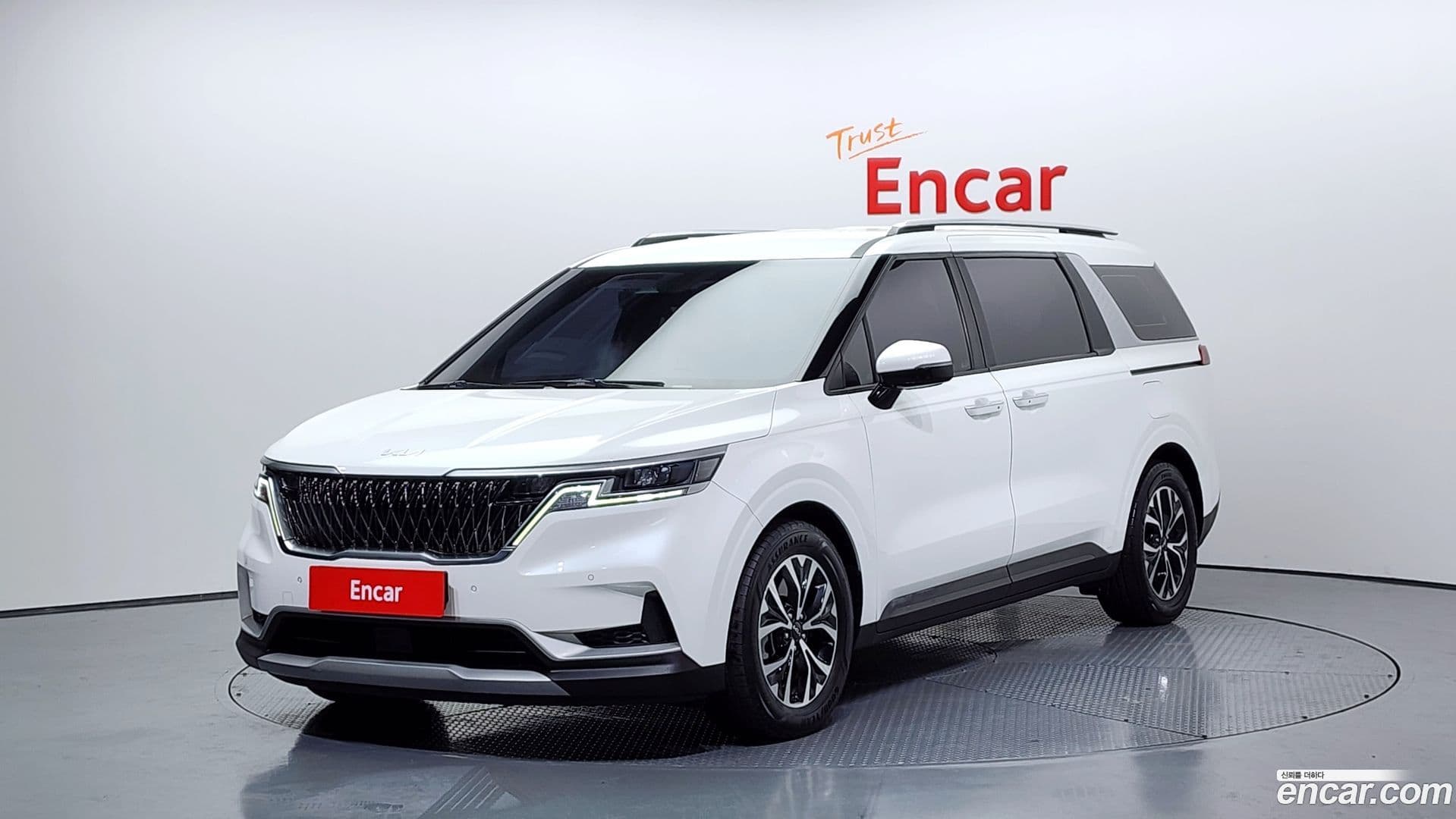 Main__Slider__Photo:Canival Kia 2021.3-0