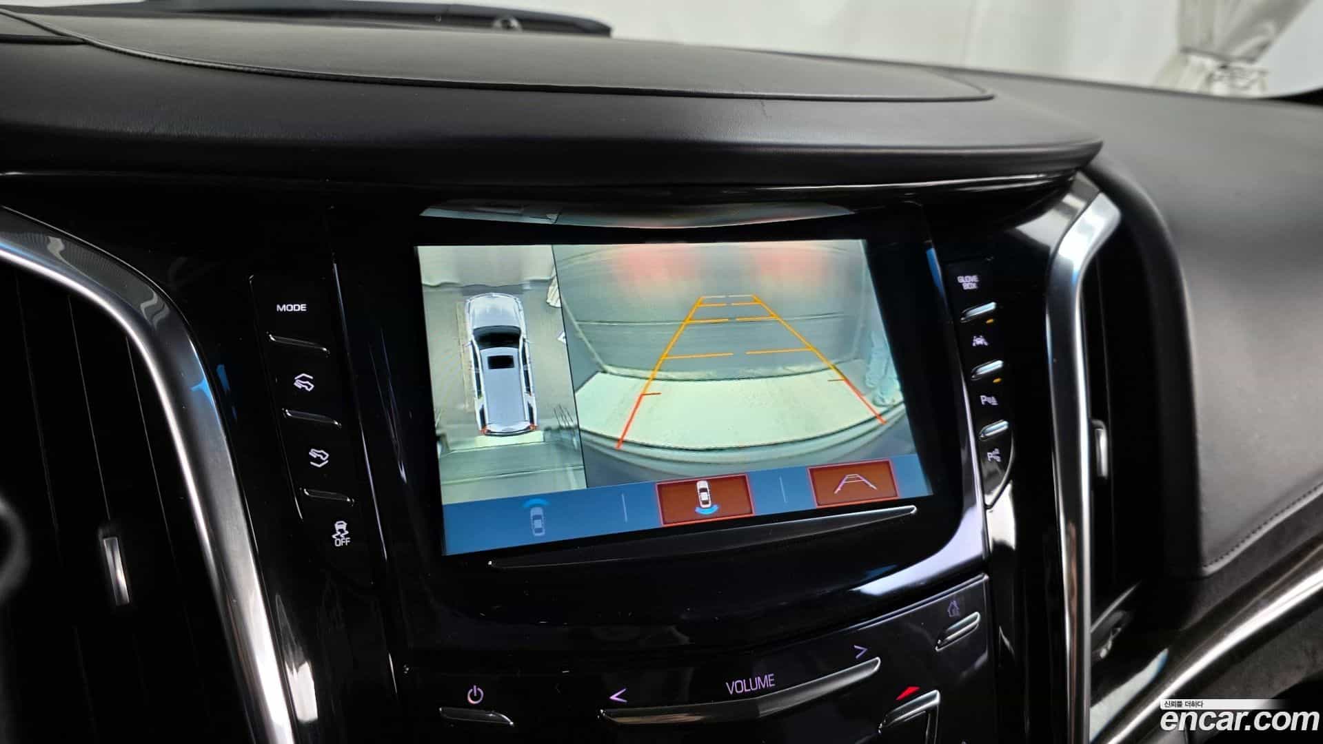 Escalade Cadillac 2019.1-OPTION-019