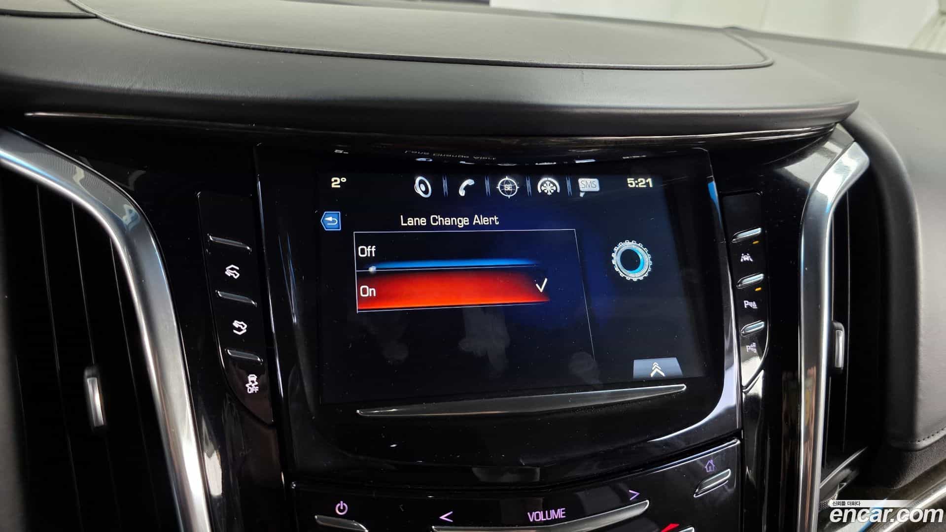 Escalade Cadillac 2019.1-OPTION-020