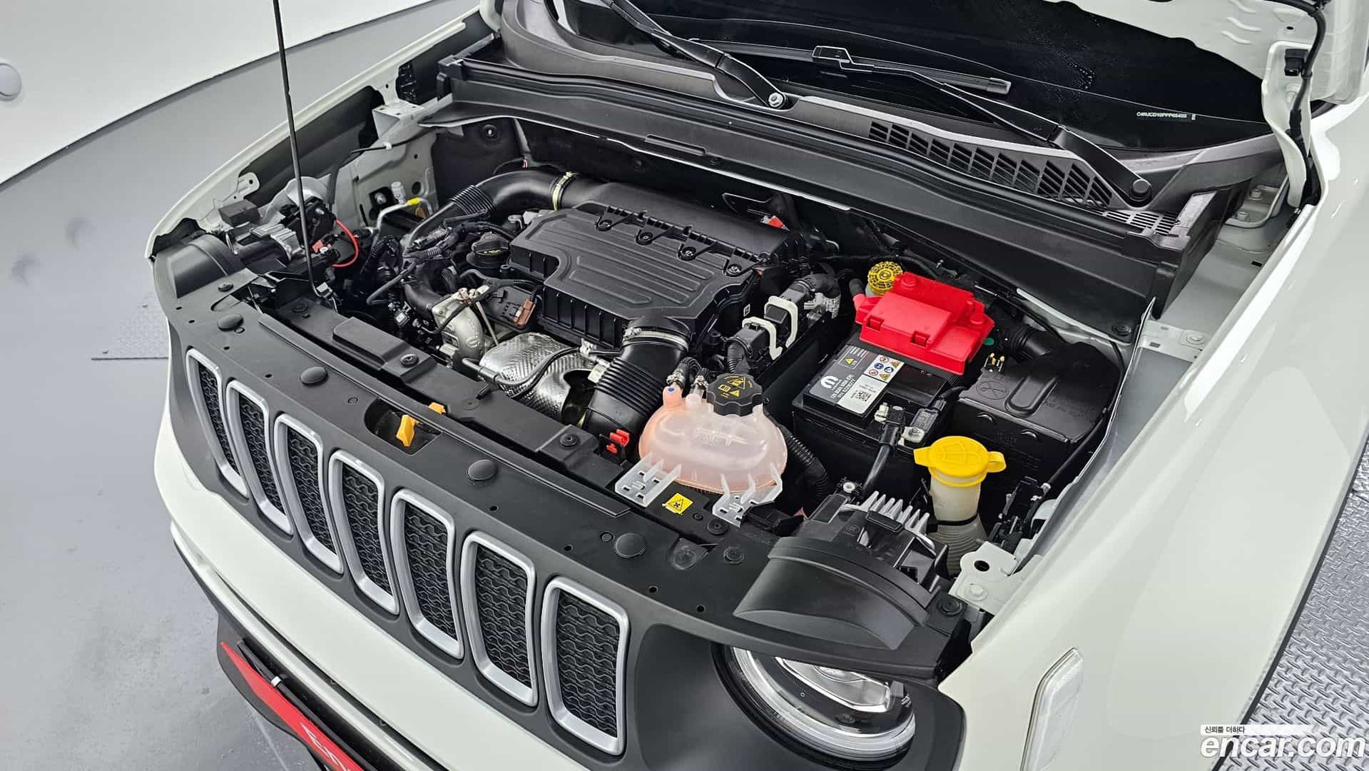 Renegade Jeep 2023.11-INNER-006