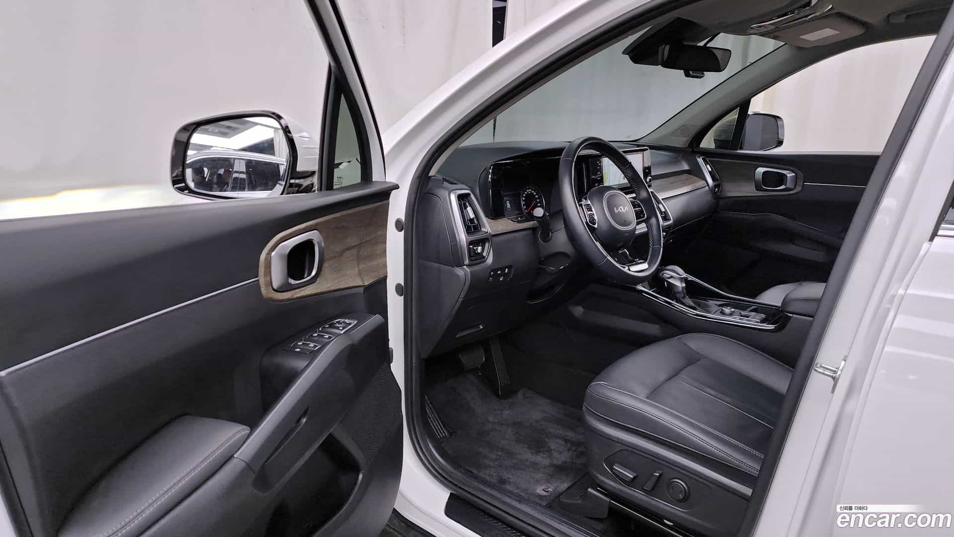 Sorento Kia 2022.0-INNER-010