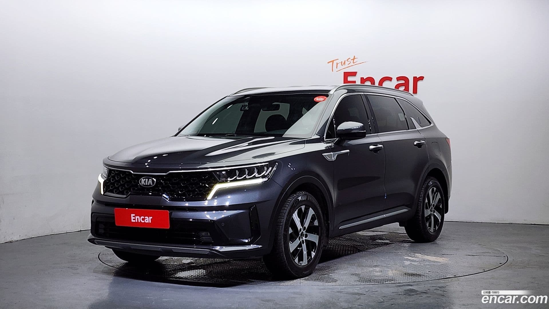 Main__Slider__Photo:Sorento Kia 2021.1-0