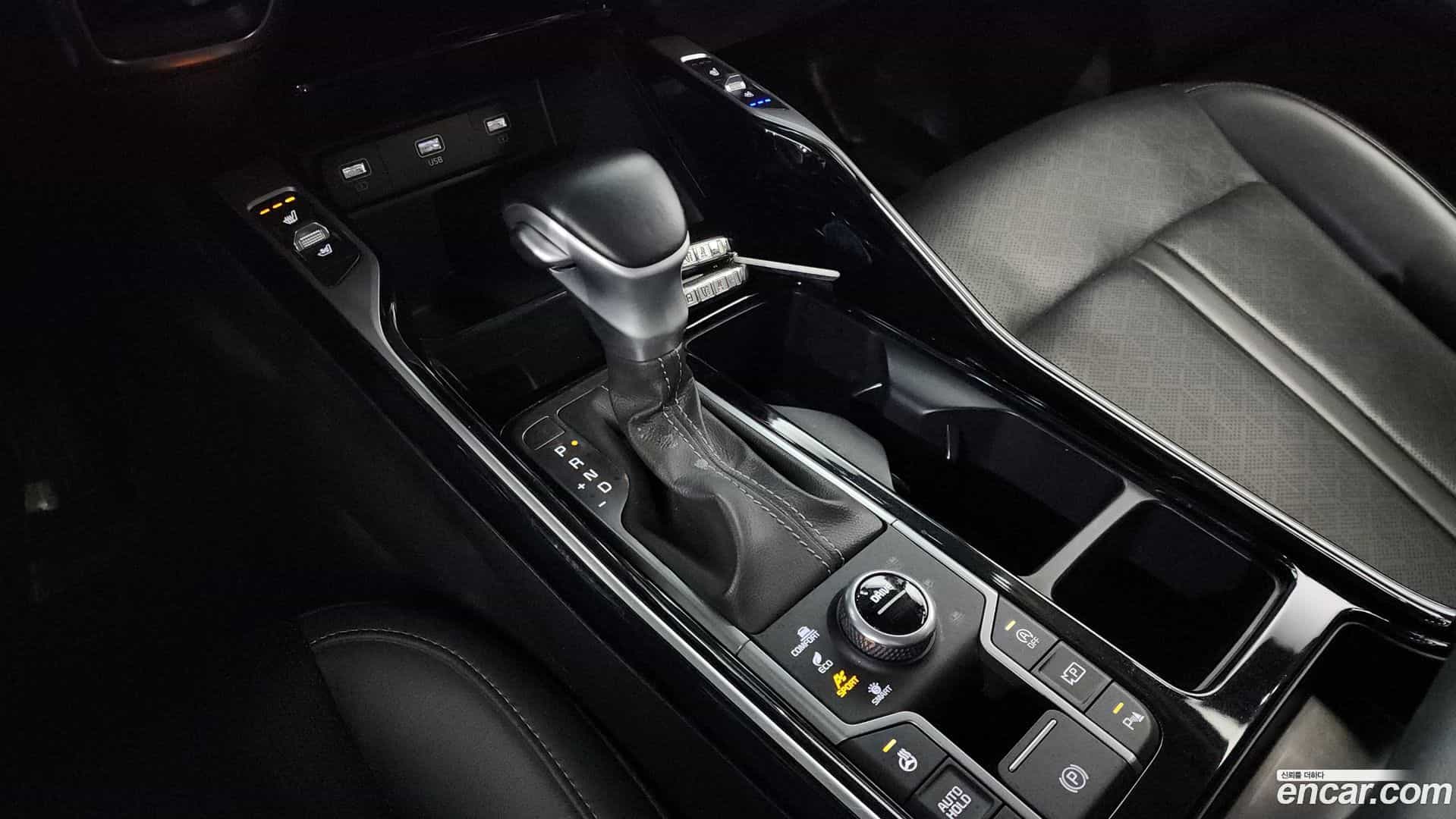 Sorento Kia 2021.1-INNER-009