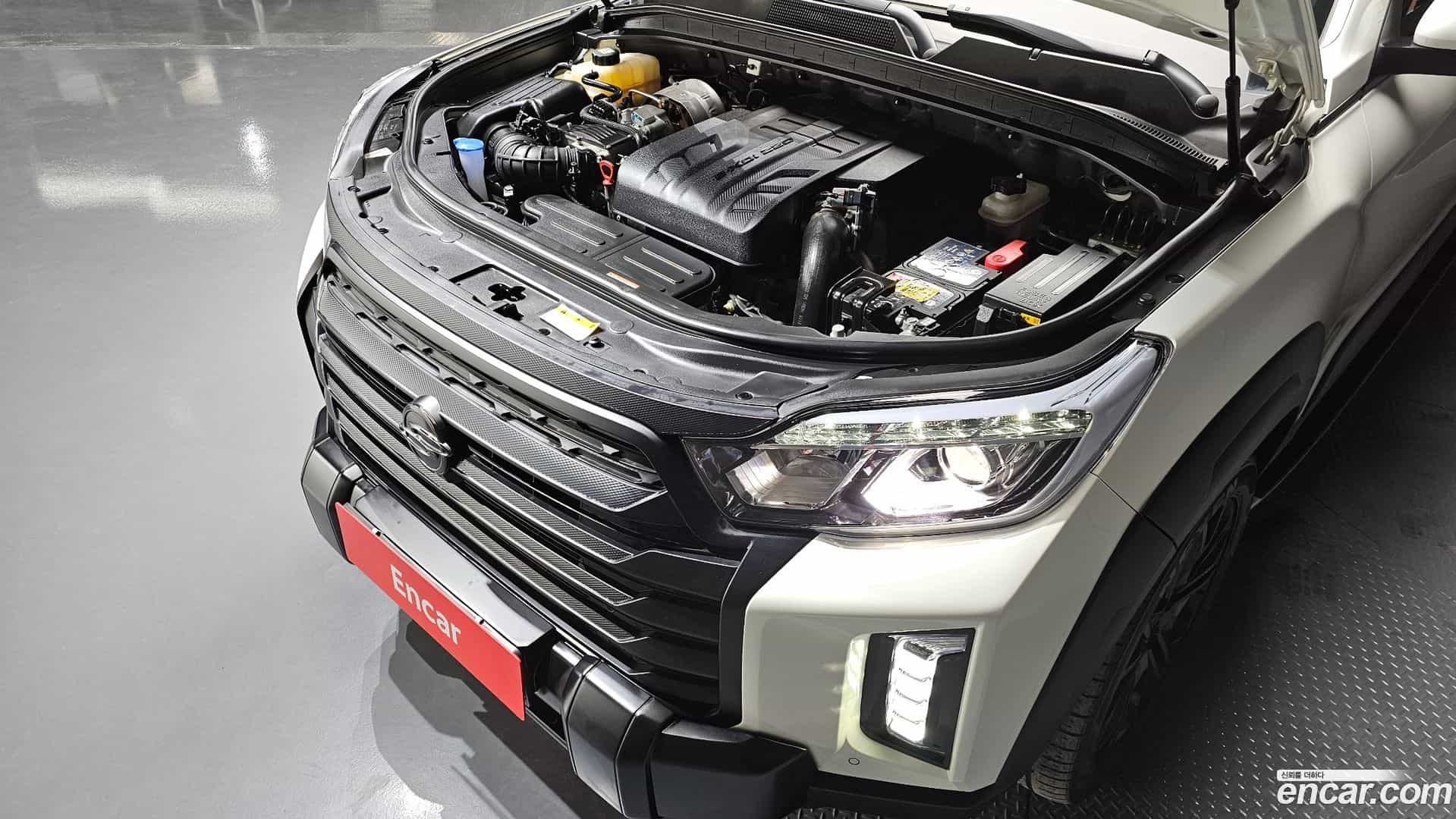 Rexton KG Mobility 2022.10-INNER-006