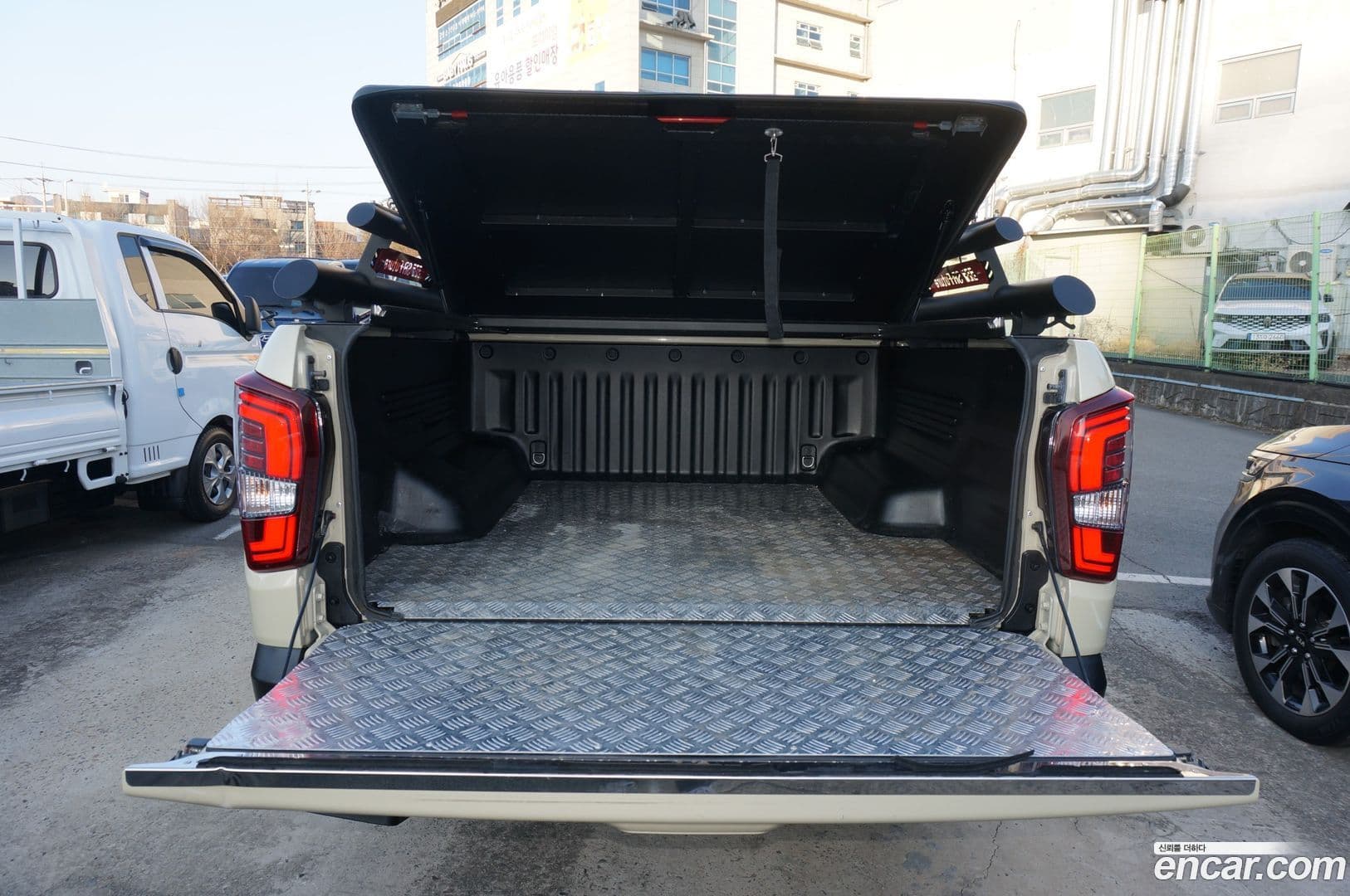 Main__Slider__Photo:Rexton KG Mobility 2023.11-9