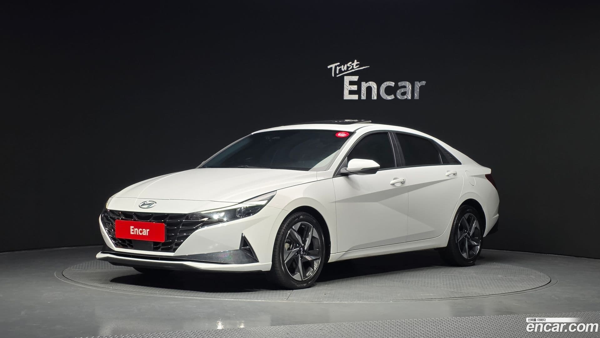 Main__Slider__Photo:AVANTE Hyundai 2022.1-0