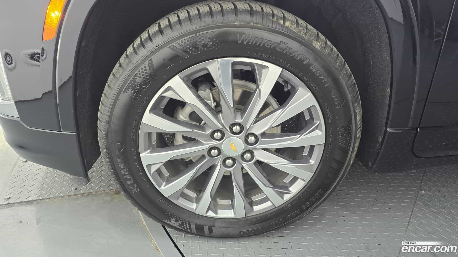 Traverse Chevrolet 2023.4-OUTER-005
