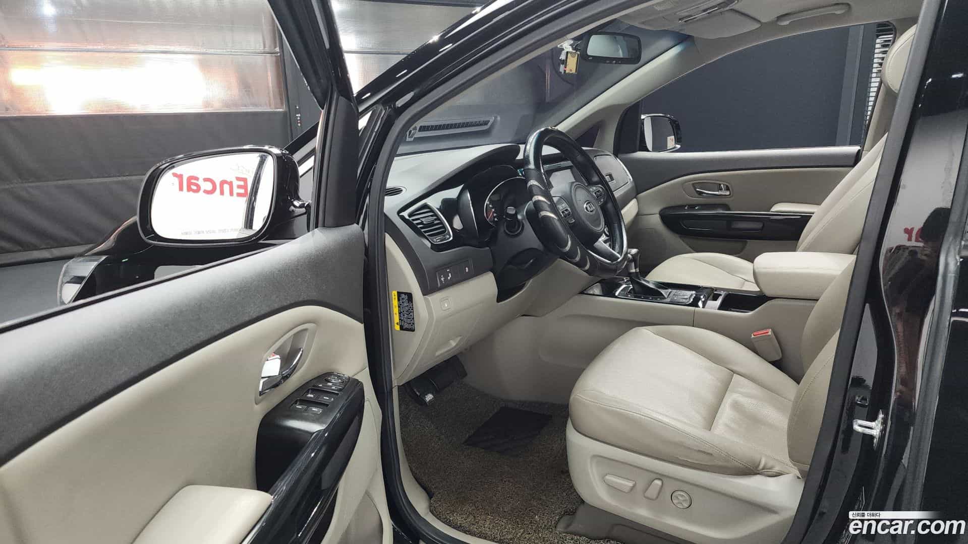 Canival Kia 2018.0-INNER-010