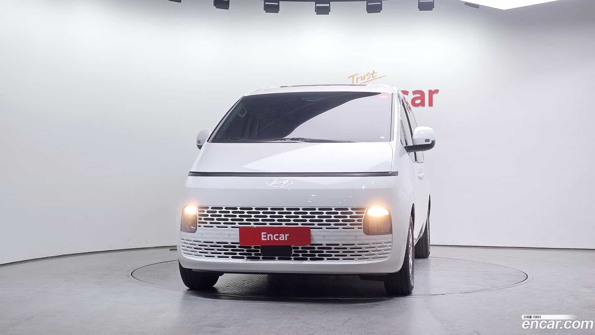 Staria Hyundai 2025.10-OUTER-003