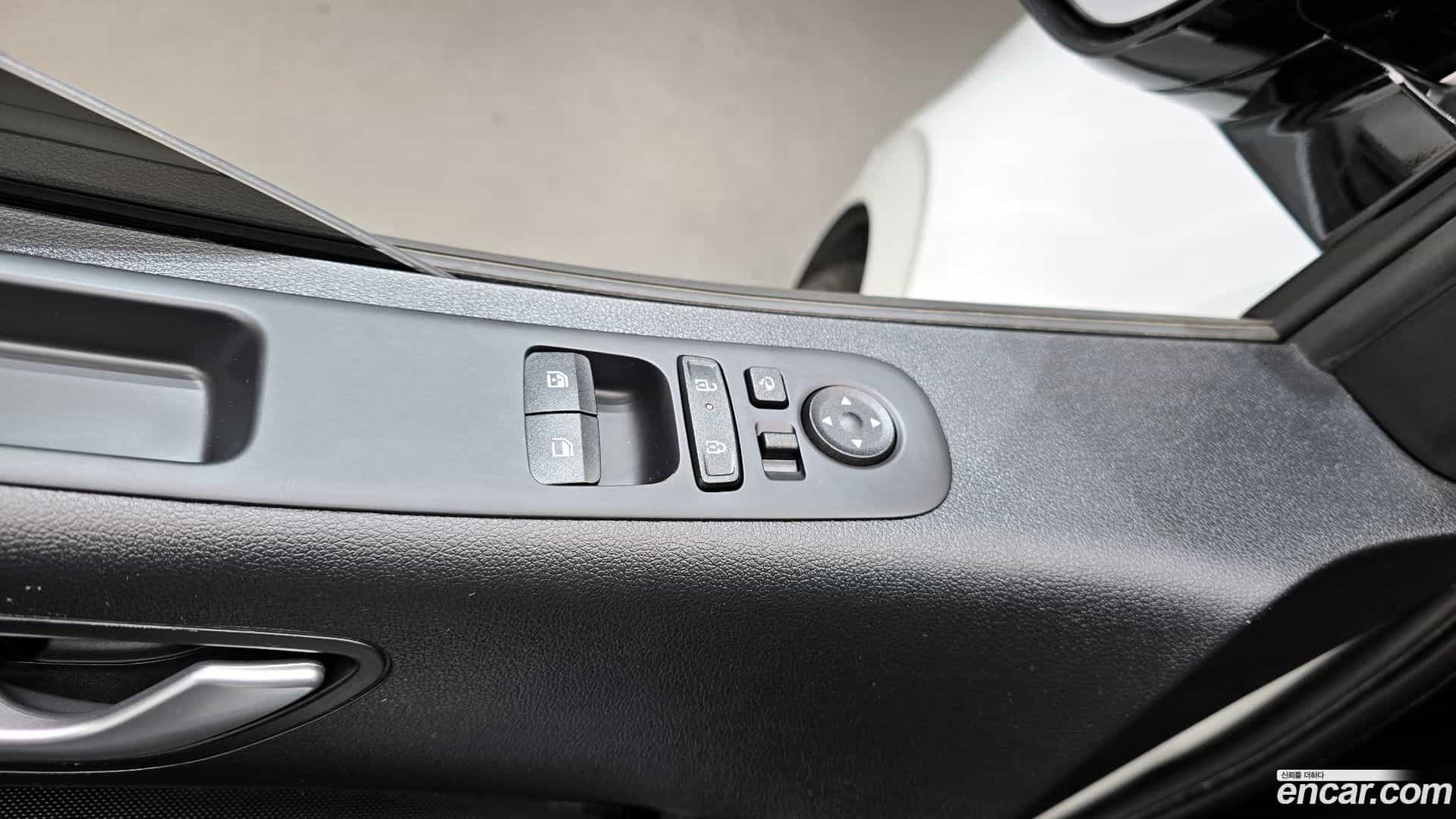 Staria Hyundai 2025.10-OPTION-021