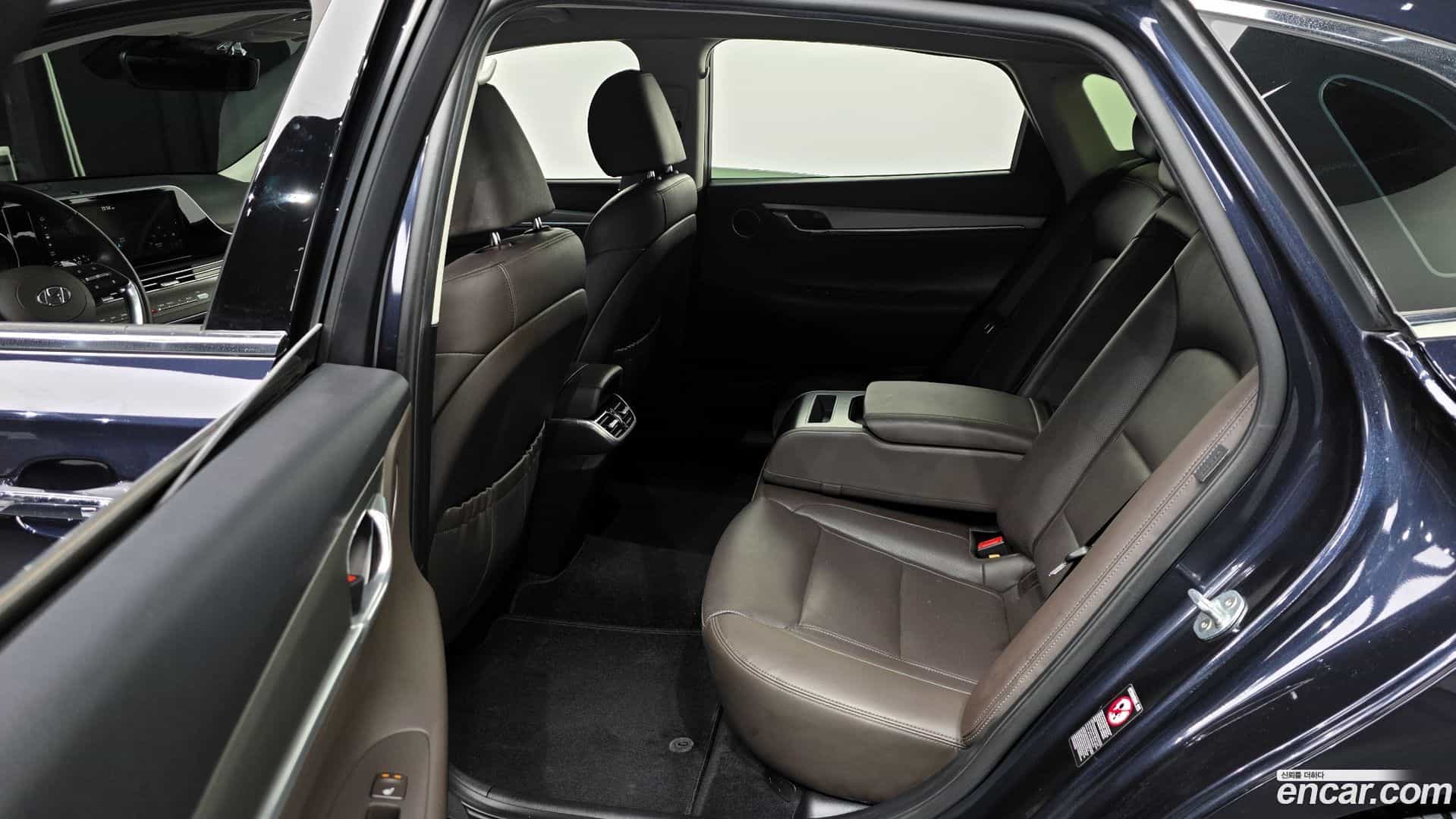 Grandeur Hyundai 2020.8-OPTION-024
