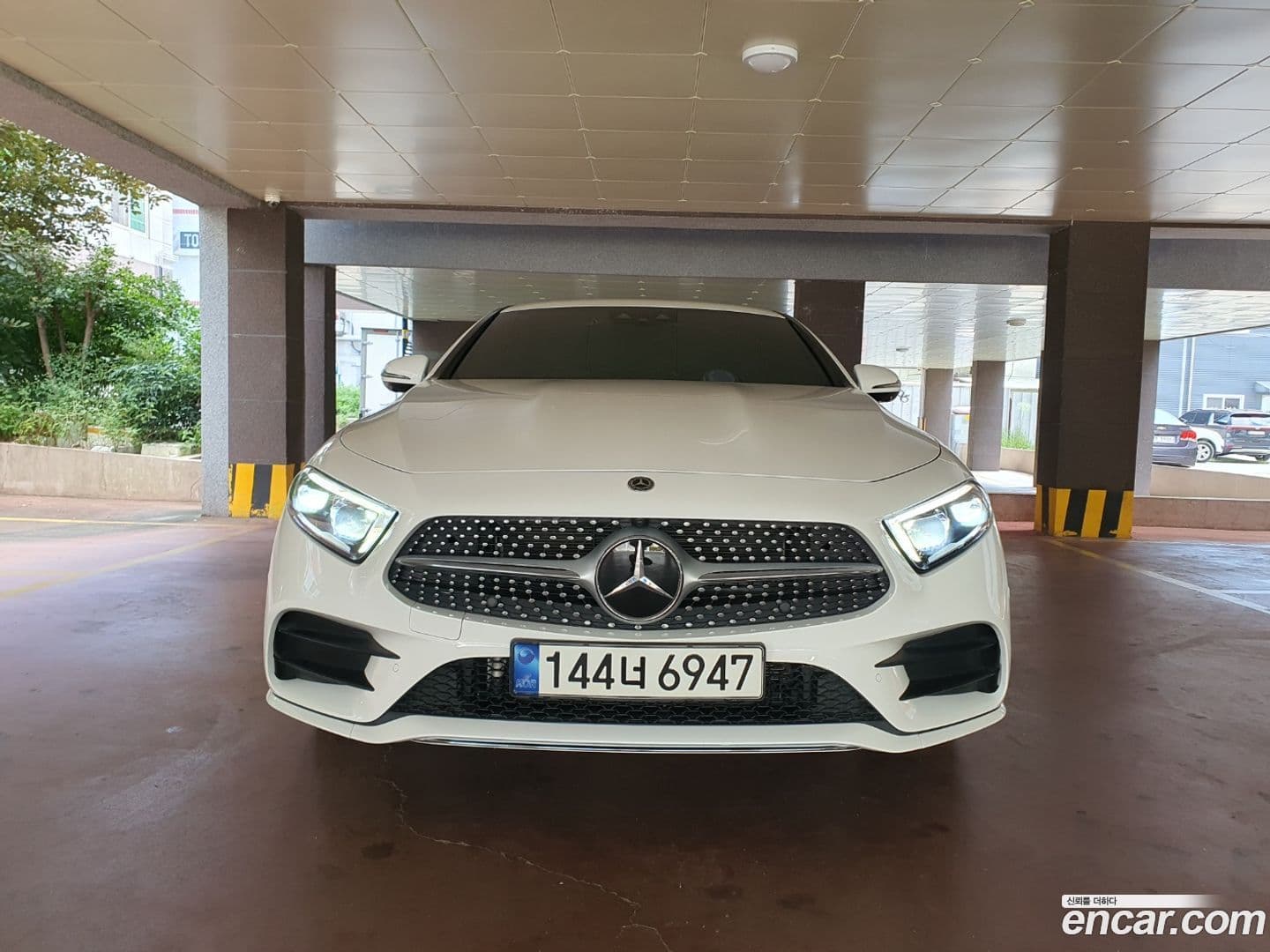 Main__Slider__Photo:CLS-Class Mercedes-Benz 2021.4-0