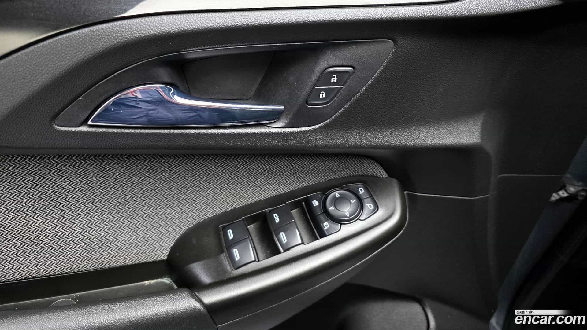 Trailblazer Chevrolet 2020.4-OPTION-022