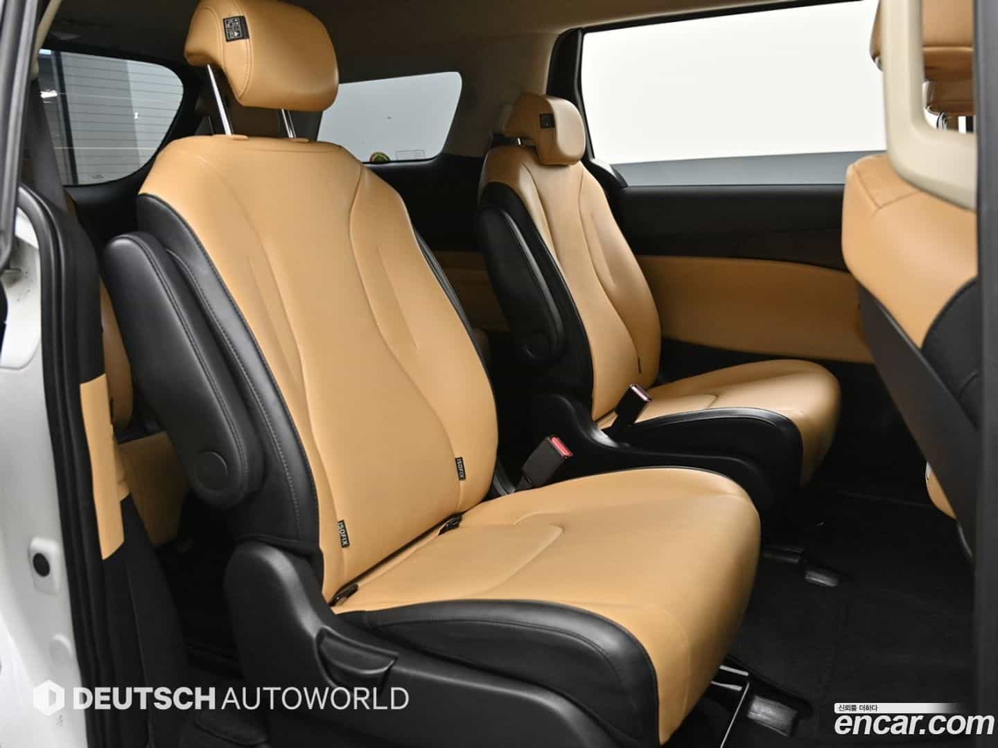 Canival Kia 2022.6-OPTION-016
