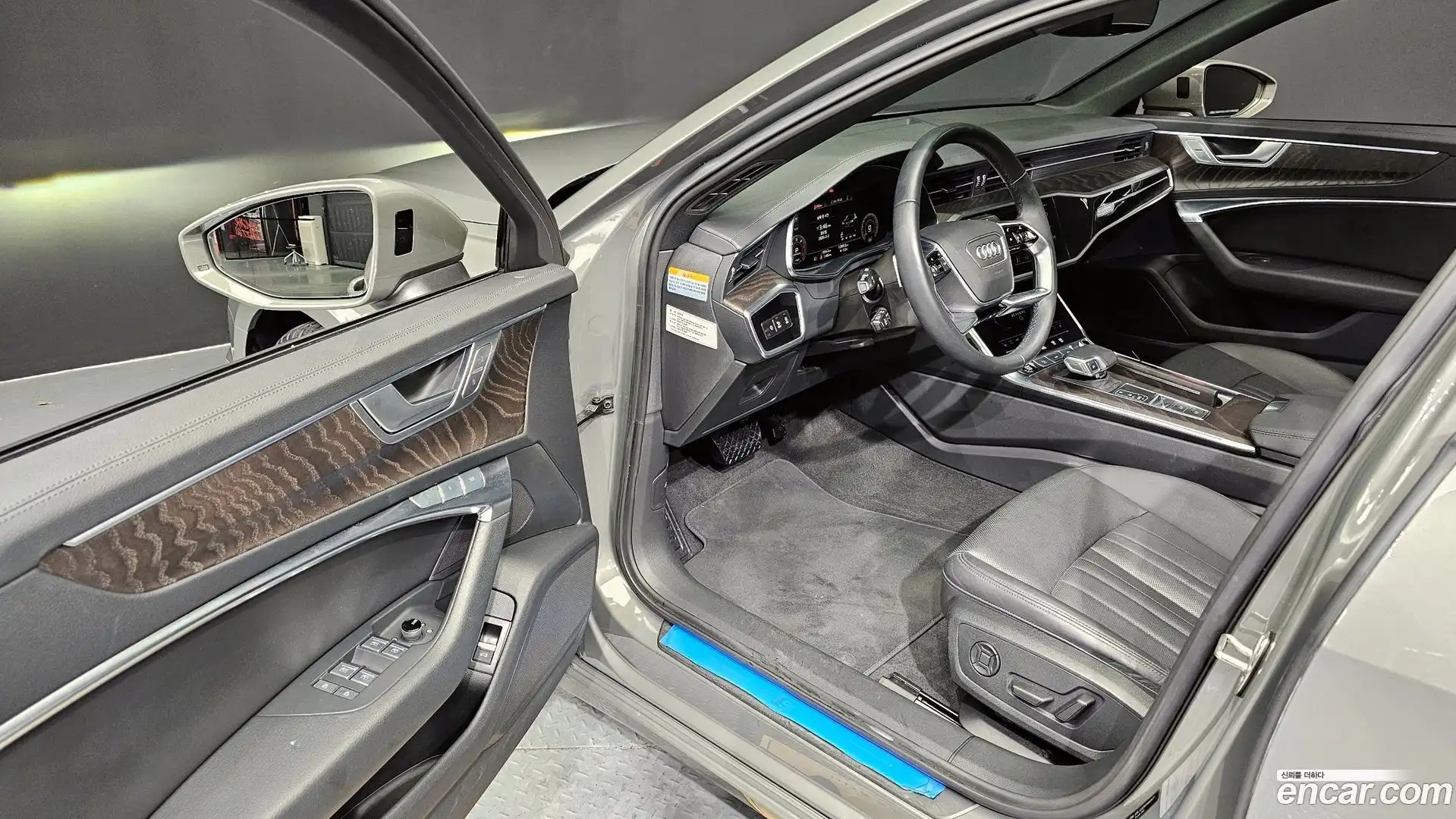 A6 Audi 2023.0-INNER-010