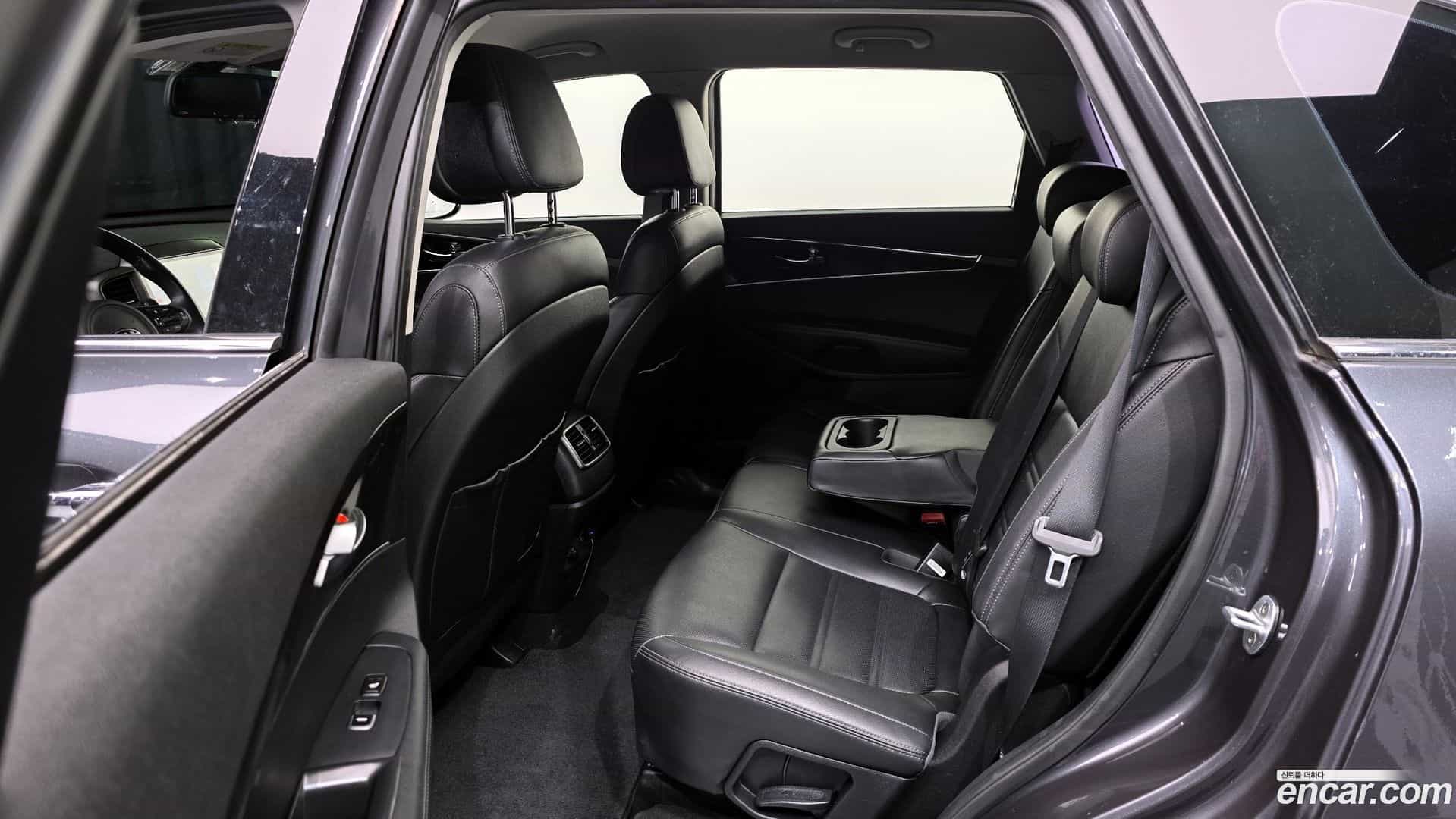 Sorento Kia 2016.3-OPTION-024