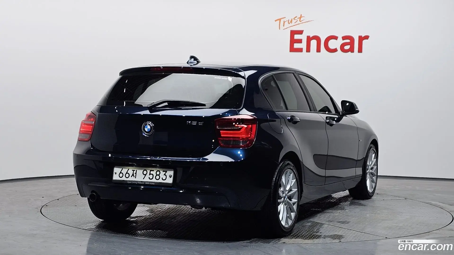Main__Slider__Photo:1-Series BMW 2014.11-1