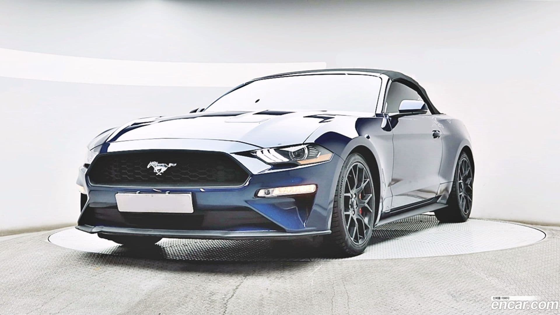 Main__Slider__Photo:Mustang Ford 2018.7-0