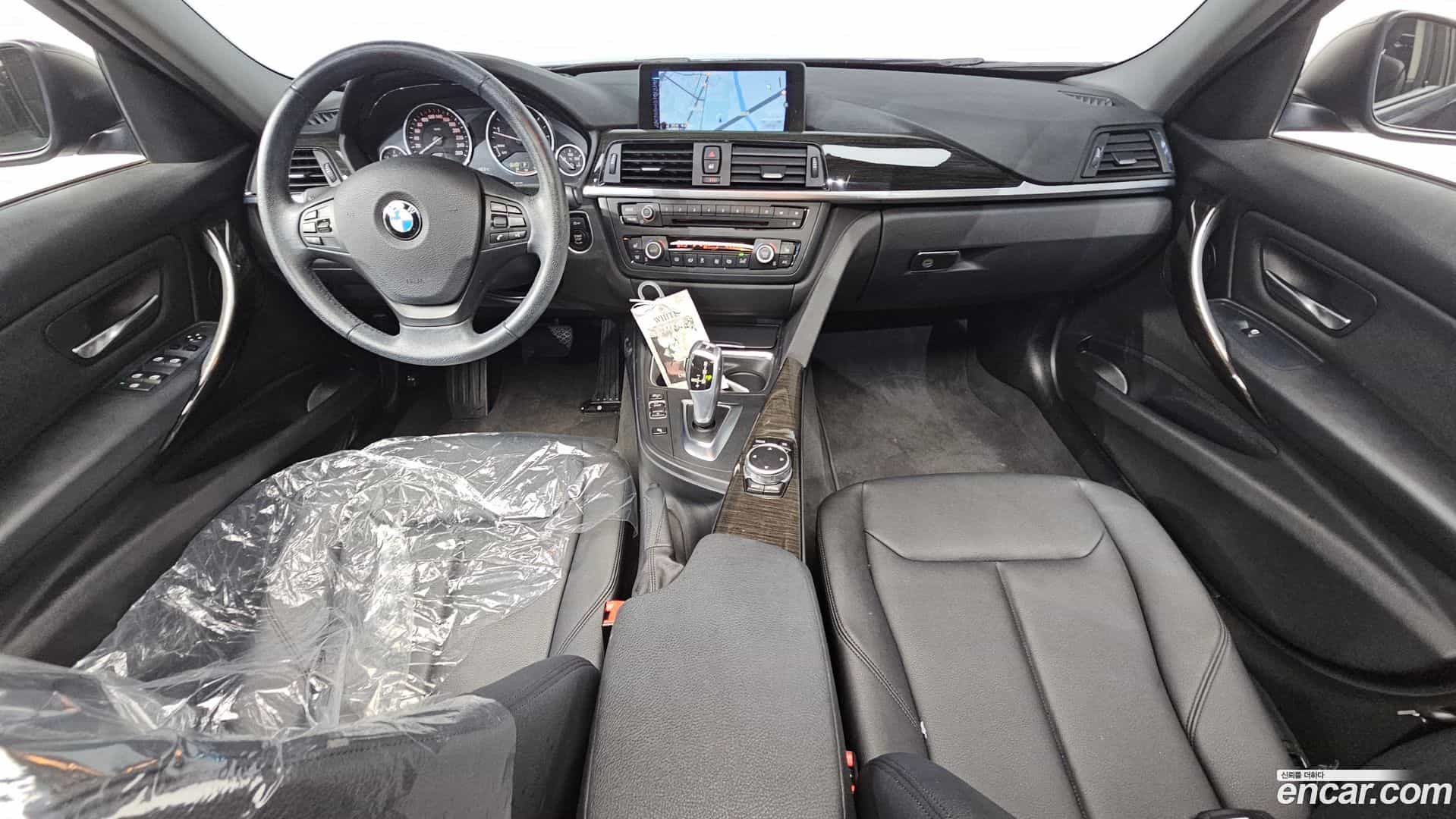 3-Series BMW 2015.5-INNER-007