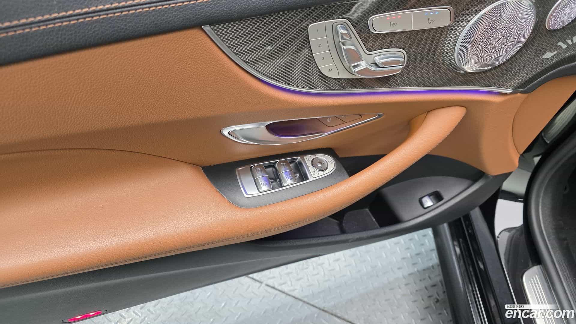 E-Class Mercedes-Benz 2020.1-OPTION-018