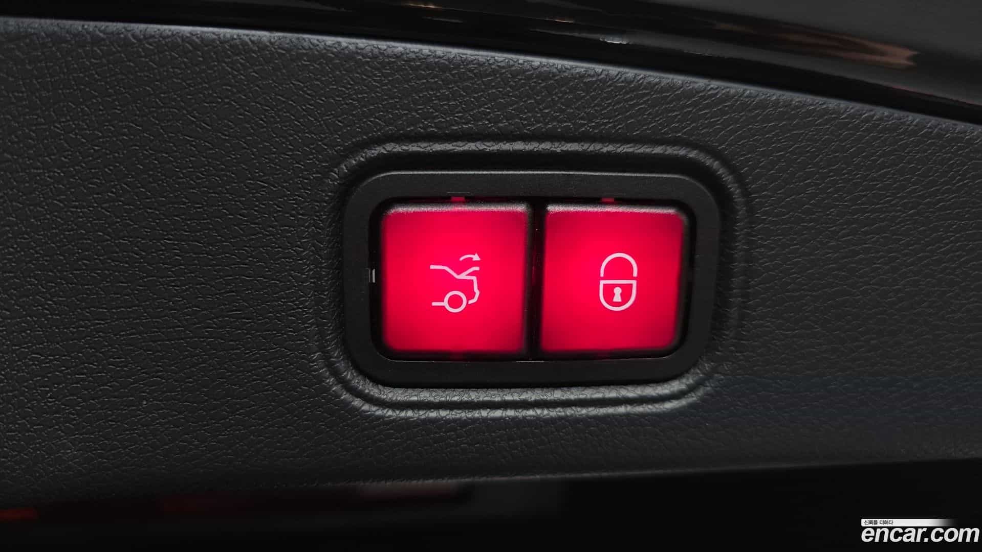 E-Class Mercedes-Benz 2020.1-OPTION-023