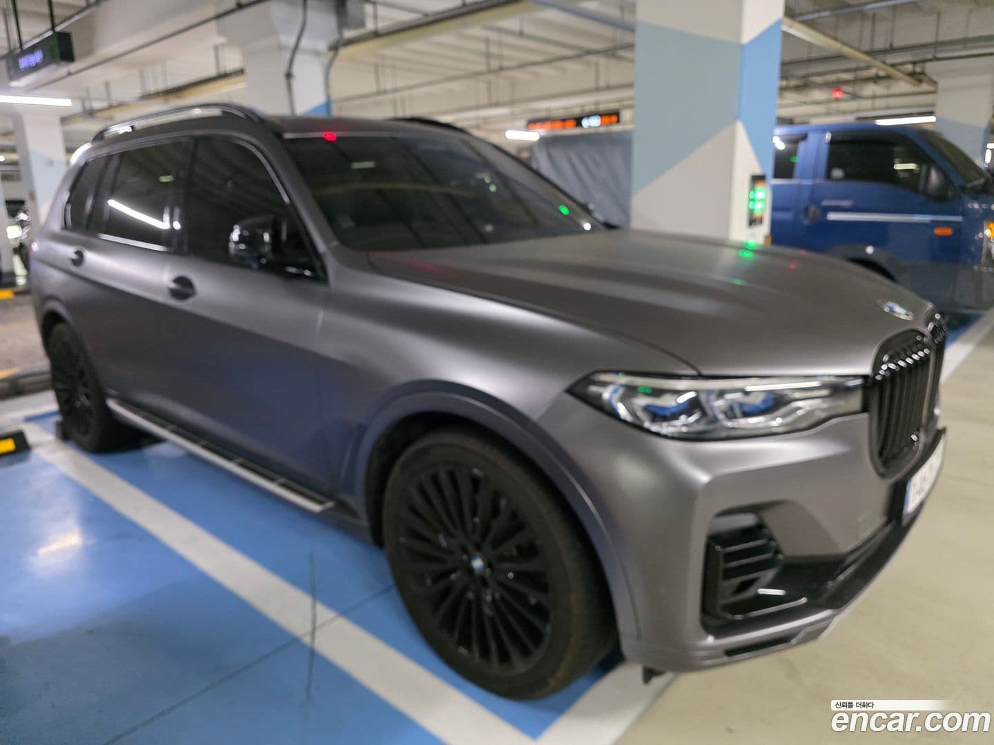 Main__Slider__Photo:X7 BMW 2020.8-0