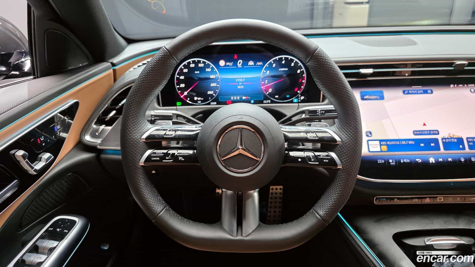 E-Class Mercedes-Benz 2025.10-OPTION-017