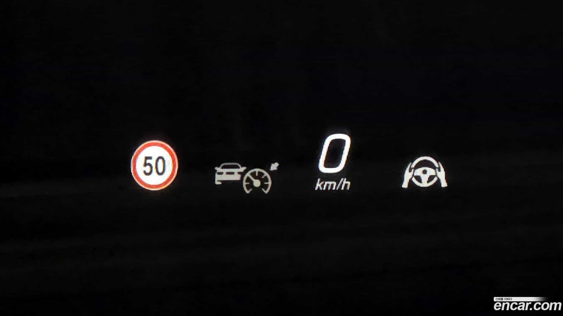 E-Class Mercedes-Benz 2025.10-OPTION-019