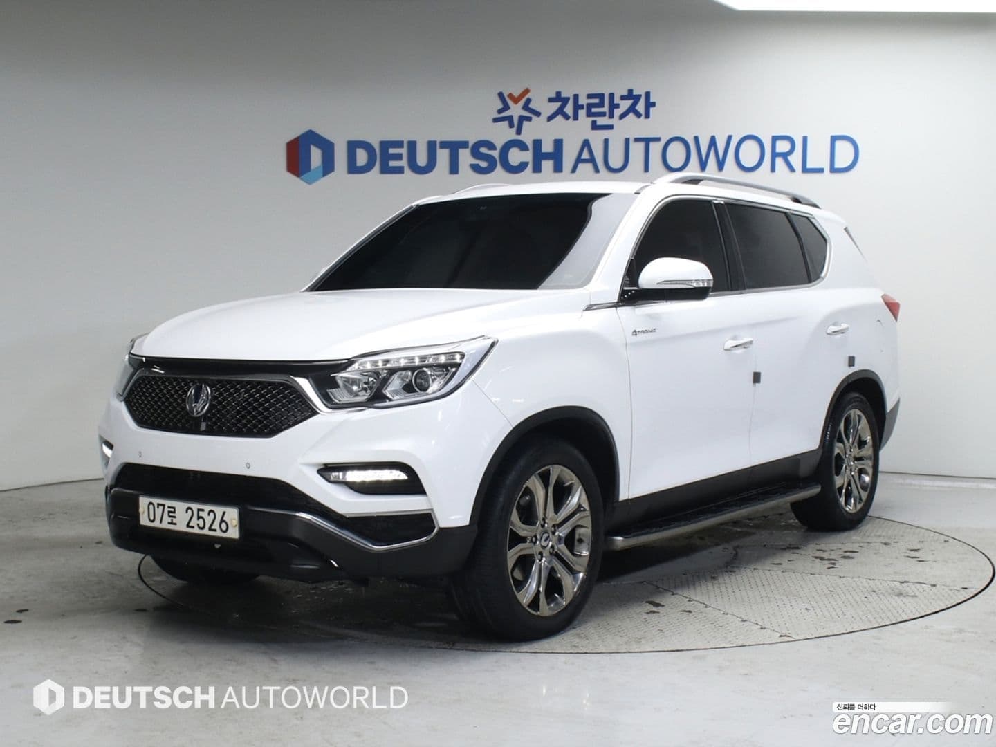 Main__Slider__Photo:Rexton KG Mobility 2017.11-0