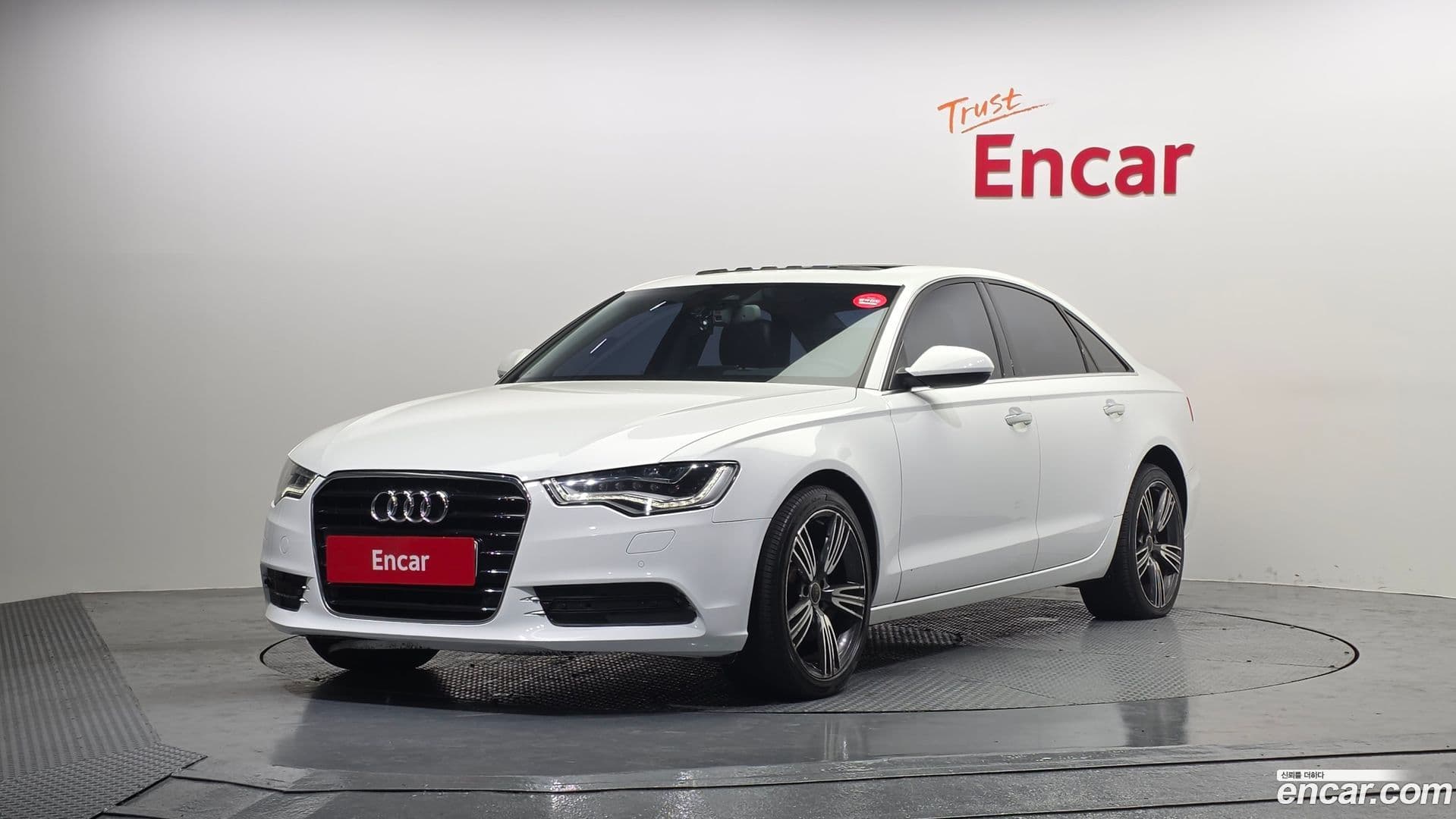 Main__Slider__Photo:A6 Audi 2014.9-0