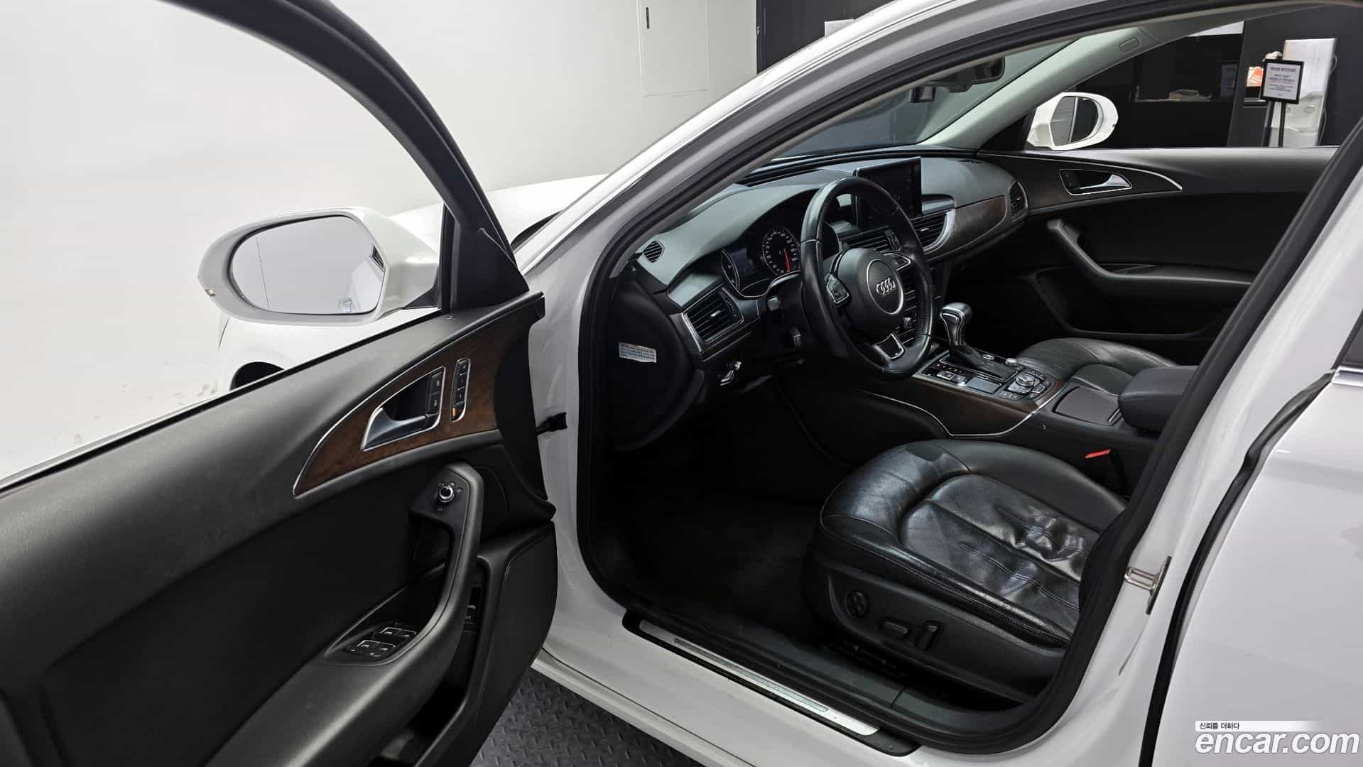 A6 Audi 2014.9-INNER-010