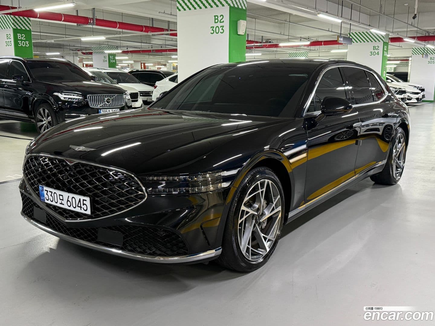 Main__Slider__Photo:G90 Genesis 2023.0-0